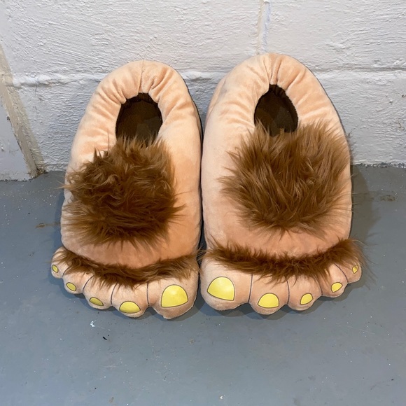 None Shoes - Hobbit Feet House Slippers